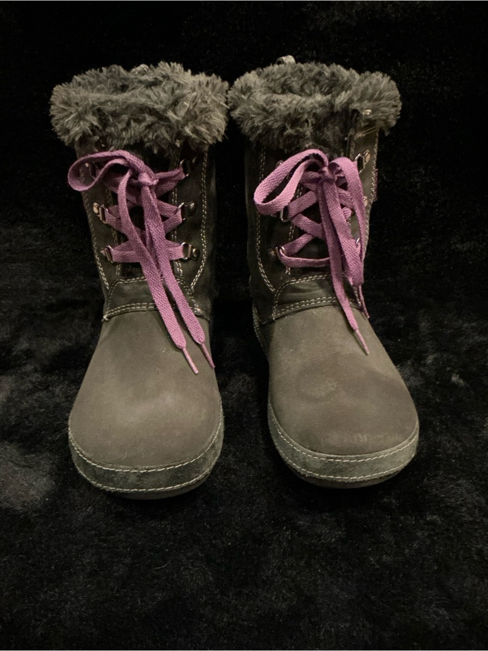 CROCS Berryessa Hiker Suede and Faux Fur Winter Boots  Size 7